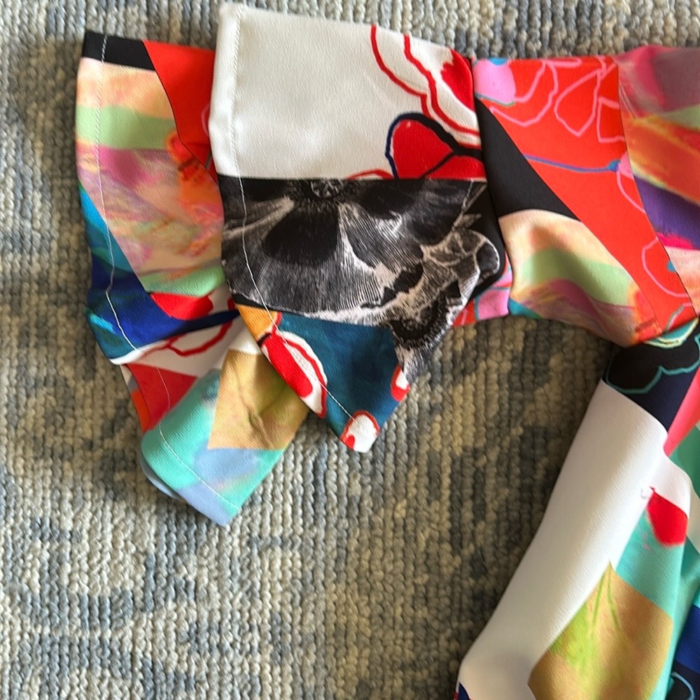 Colorful Abstract Off-Shoulder Top - Picture 5 of 8